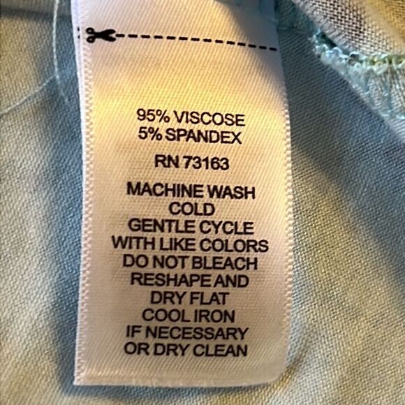 CUPIO Bright Floral Tank Dress with Pockets - Size Large - Picture 9 of 10